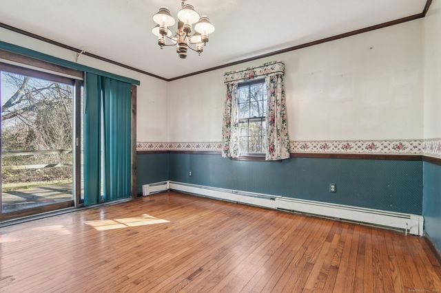 16 Green Avenue, Stonington, CT 06379