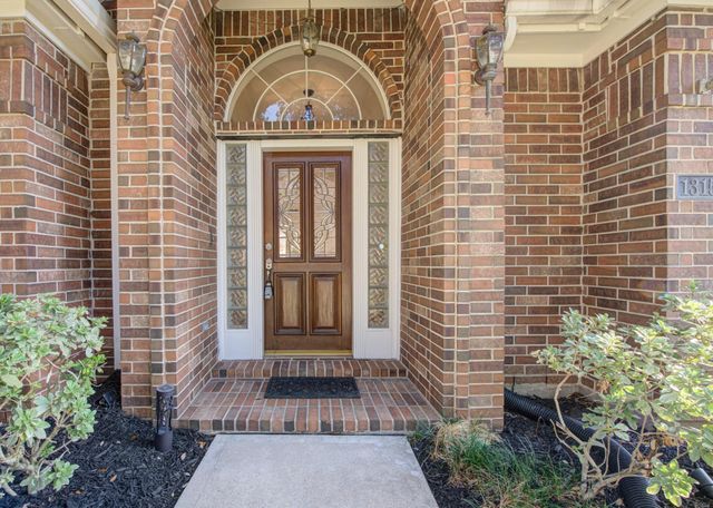 1315 Crescent Parkway Court, Houston, TX 77094