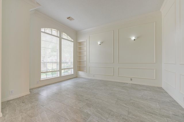 1315 Crescent Parkway Court, Houston, TX 77094