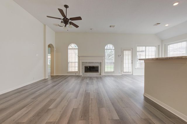 1315 Crescent Parkway Court, Houston, TX 77094