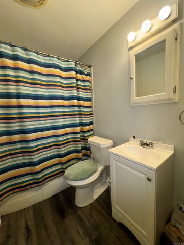 30 Berkshire Drive, Little Rock, AR 72204