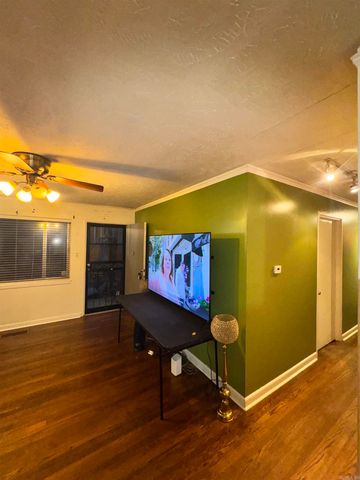 30 Berkshire Drive, Little Rock, AR 72204