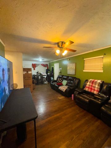 30 Berkshire Drive, Little Rock, AR 72204