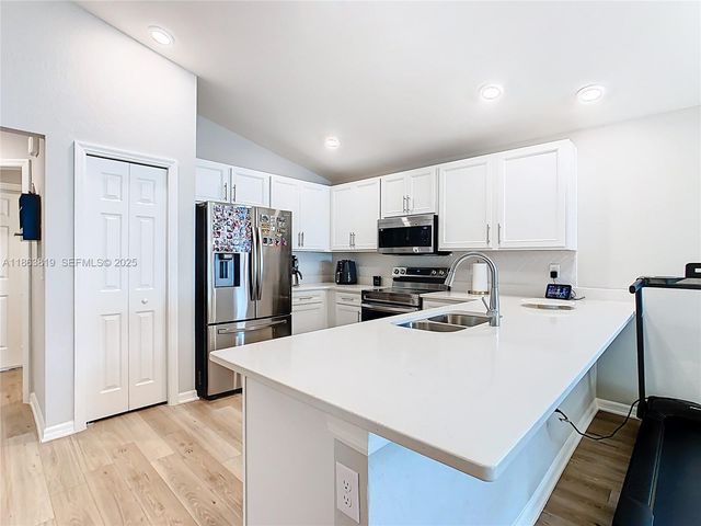 1060 Cascade Drive, Davenport, FL 33837