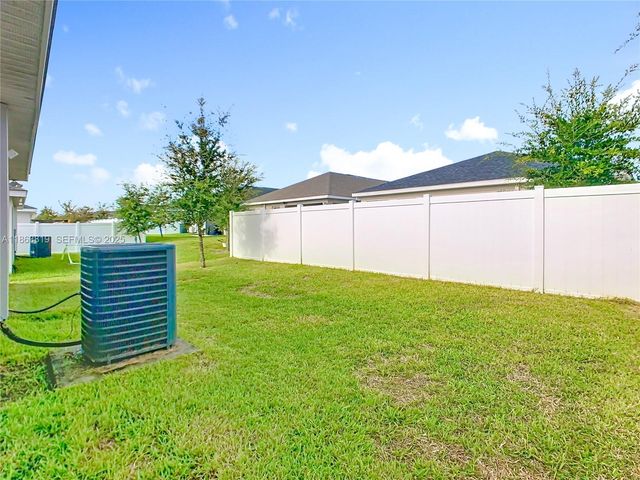 1060 Cascade Drive, Davenport, FL 33837
