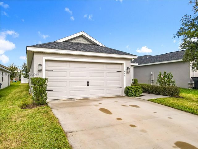 1060 Cascade Drive, Davenport, FL 33837