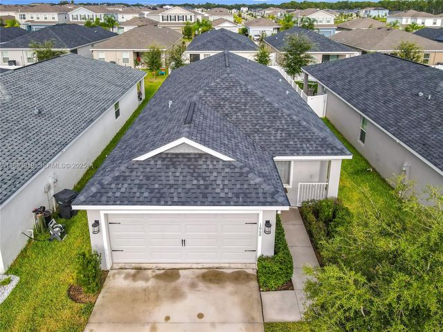 1060 Cascade Drive, Davenport, FL 33837
