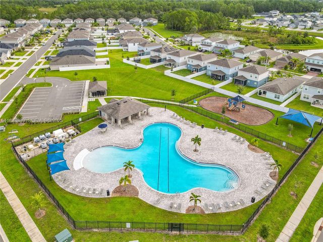 1060 Cascade Drive, Davenport, FL 33837