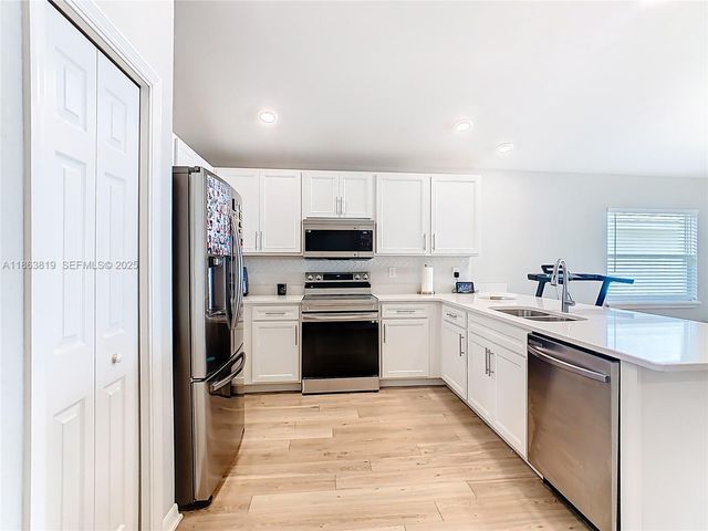 1060 Cascade Drive, Davenport, FL 33837