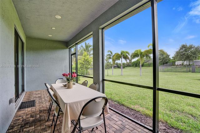 2357 Rollingwood Court, Oakland Park, FL 33309