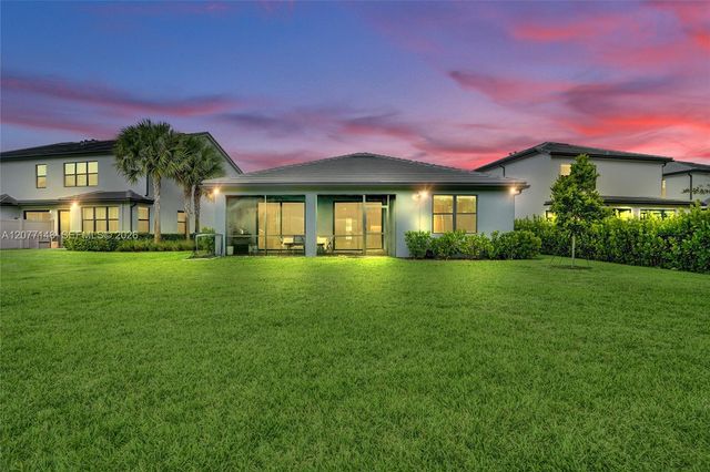 2357 Rollingwood Court, Oakland Park, FL 33309