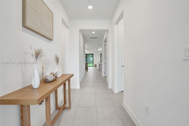 2357 Rollingwood Court, Oakland Park, FL 33309