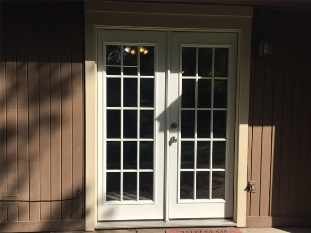 1138 Oxford Drive, Pearland, TX 77584