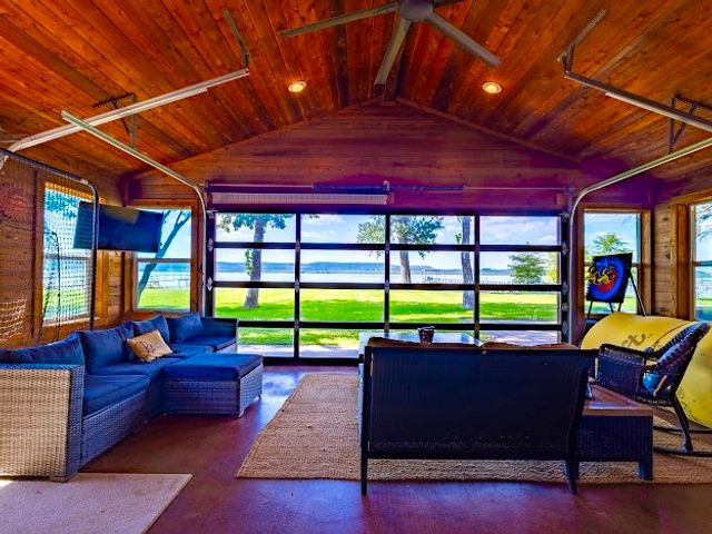 1017 Airport Road, Possum Kingdom Lake, TX 76449