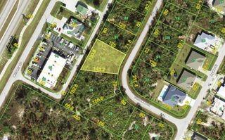 8297 Dimstead ST, Port Charlotte, FL 33981