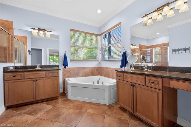 9960 Rookery CIR, Estero, FL 33928