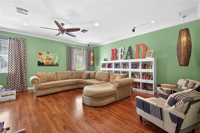 9960 Rookery CIR, Estero, FL 33928