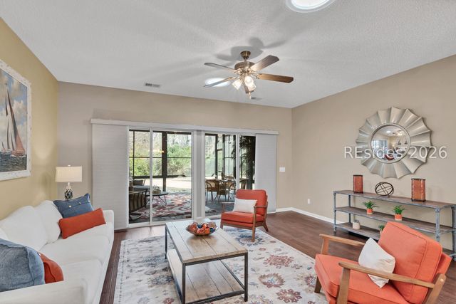 29 Holly Ribbons Cir, Bluffton, SC 29909