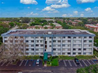 2501 Riverside Dr 307-A, Coral Springs, FL 33065
