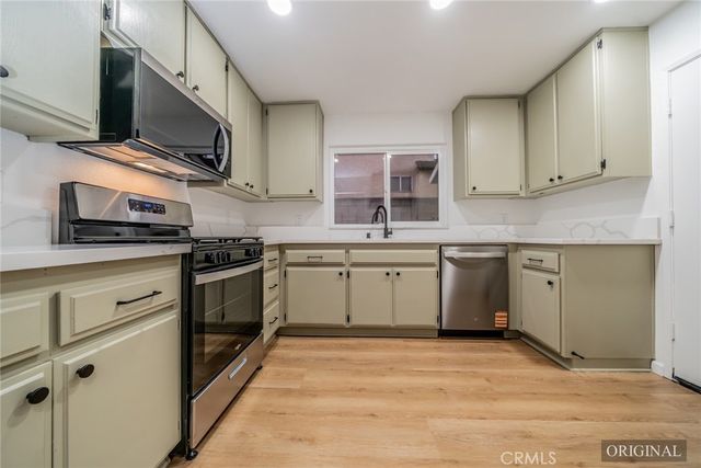 12013 Rockridge, Fontana, CA 92337