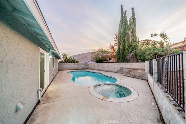 12013 Rockridge, Fontana, CA 92337