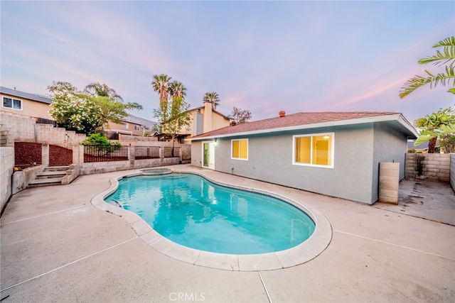 12013 Rockridge, Fontana, CA 92337