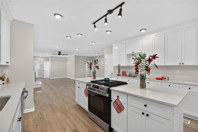 18 Dyer Circle, Carrollton, GA 30116