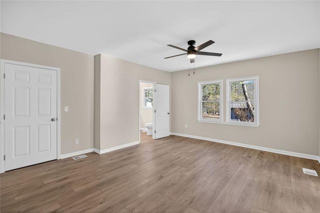 18 Dyer Circle, Carrollton, GA 30116