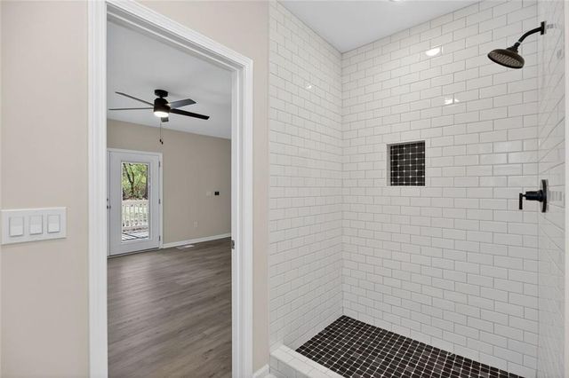 18 Dyer Circle, Carrollton, GA 30116