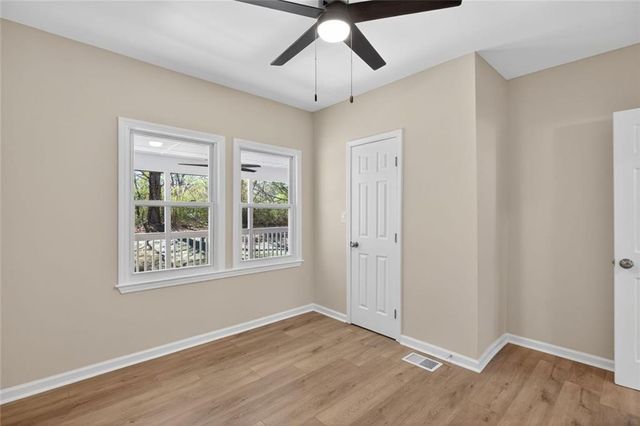 18 Dyer Circle, Carrollton, GA 30116