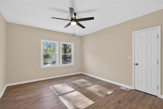 18 Dyer Circle, Carrollton, GA 30116