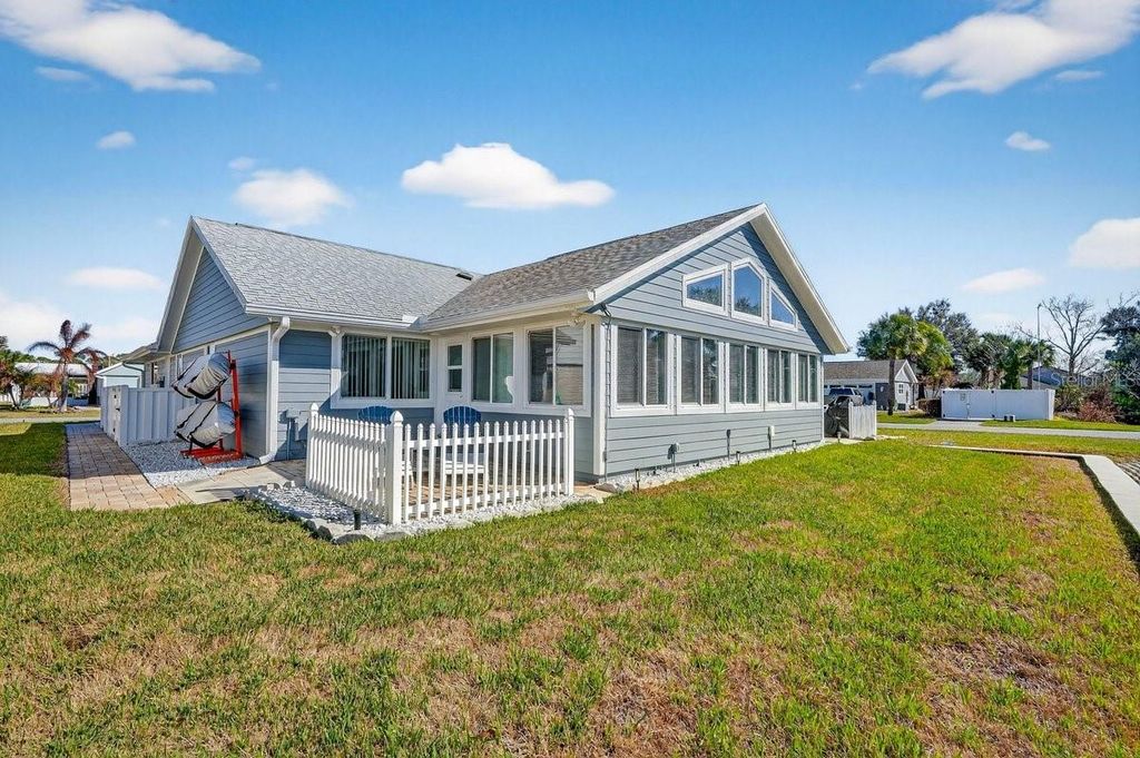 Image 50 of property listing at 331 CITRUS OPEN DRIVE, New Smyrna Beach, FL 32168