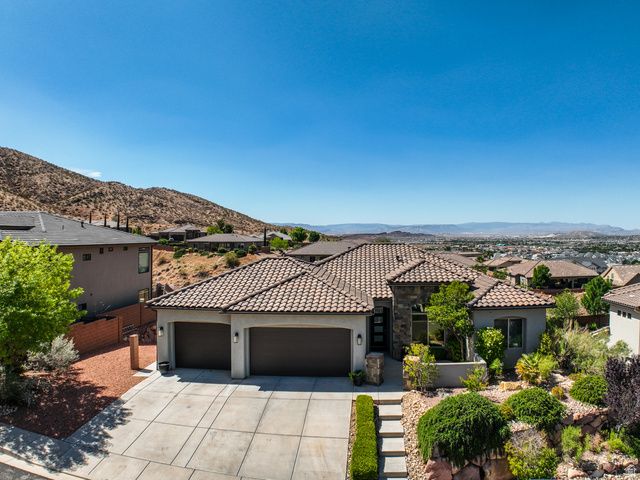 1288 E SILVER SHADOWS DR, Washington, UT 84780