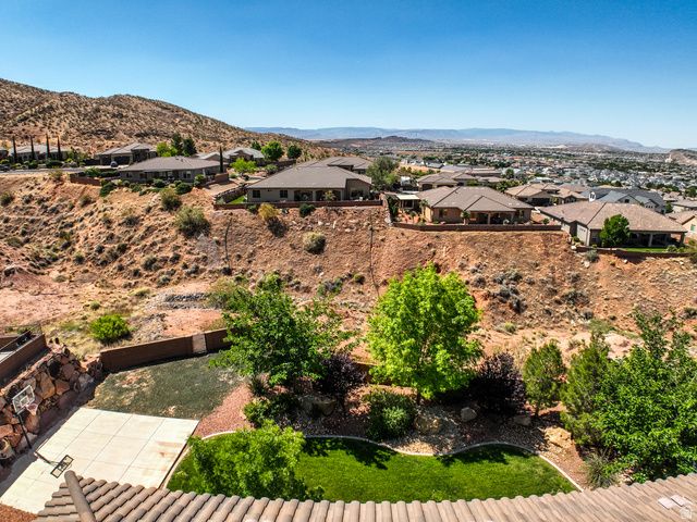 1288 E SILVER SHADOWS DR, Washington, UT 84780