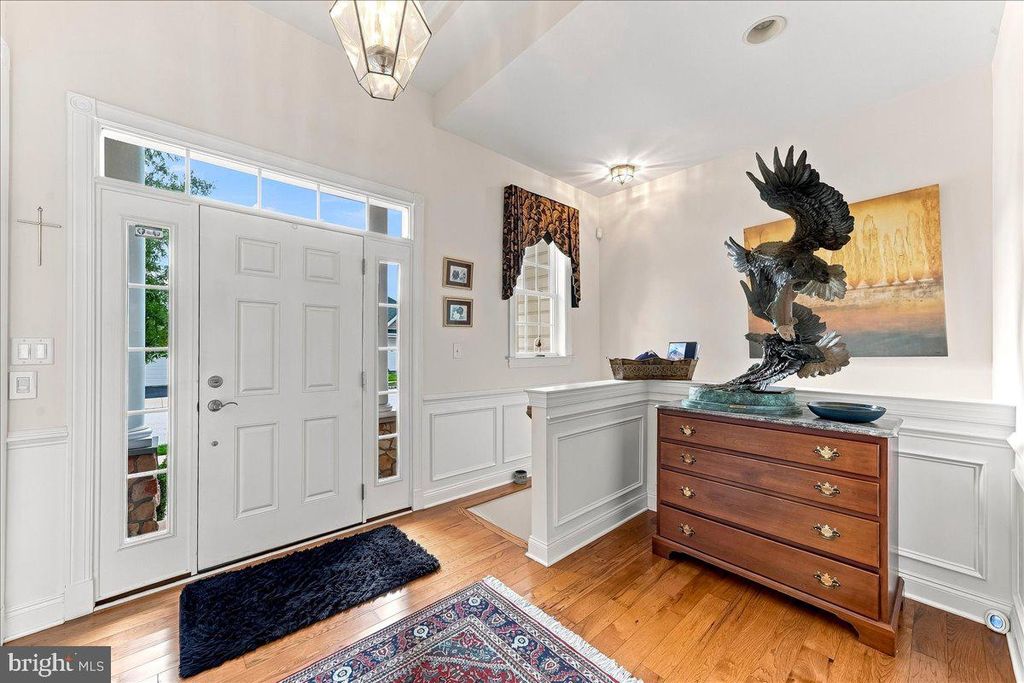 708 HILLVIEW DR, COLLEGEVILLE, PA 19426 — photo 2