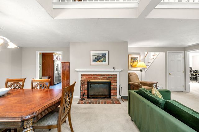 15 Bruce St, Littleton, MA 01460