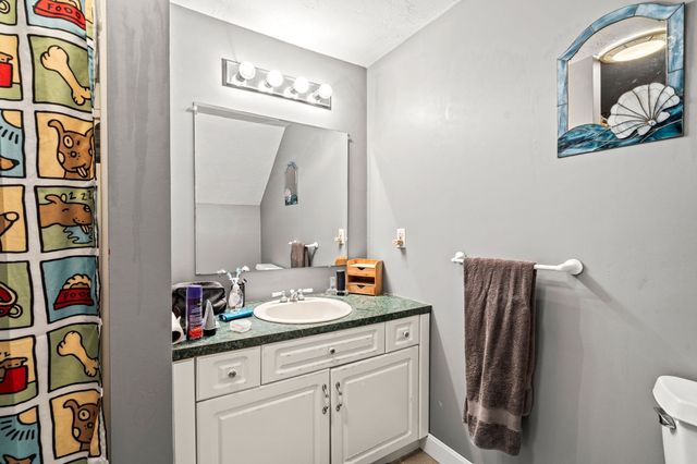 15 Bruce St, Littleton, MA 01460