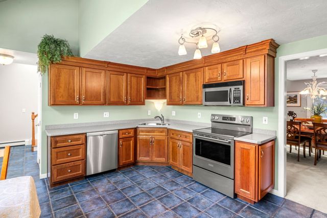 15 Bruce St, Littleton, MA 01460