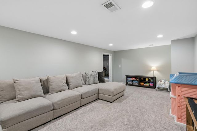 5800 Knox Avenue S, Minneapolis, MN 55419