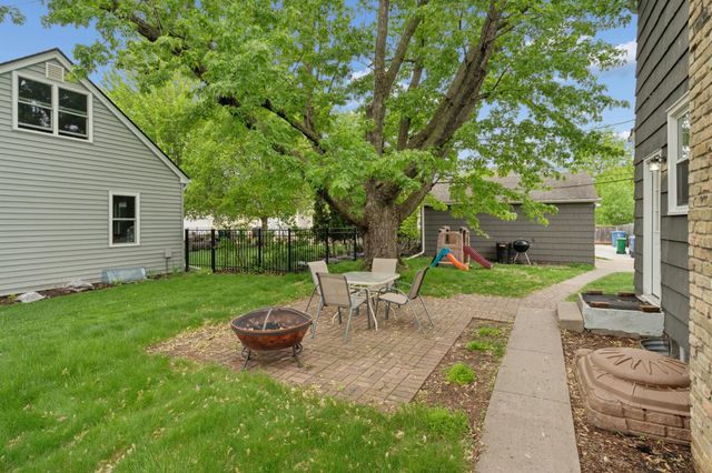 5800 Knox Avenue S, Minneapolis, MN 55419