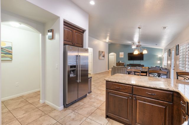 974 N PAINTED CLOUD PL, Washington, UT 84780