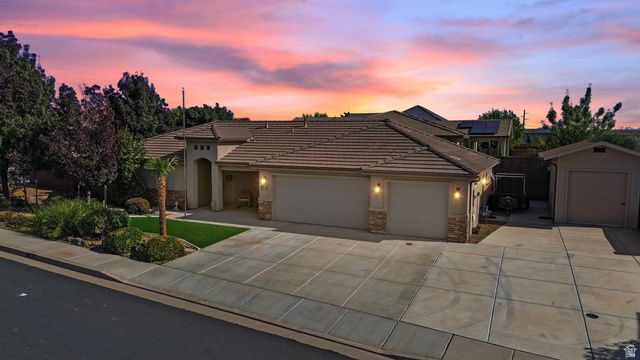 974 N PAINTED CLOUD PL, Washington, UT 84780