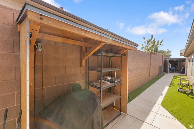 974 N PAINTED CLOUD PL, Washington, UT 84780