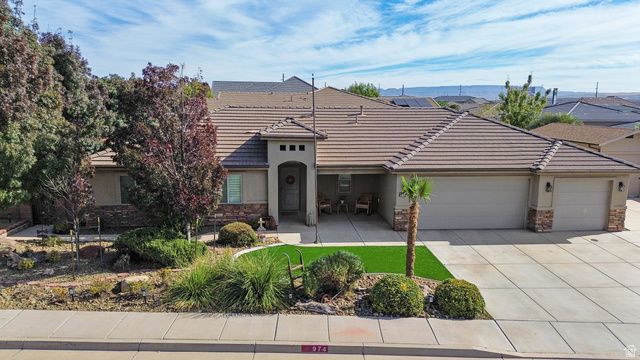 974 N PAINTED CLOUD PL, Washington, UT 84780