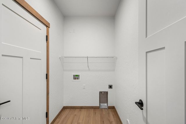 8892 W Swather AVE, Rathdrum, ID 83858