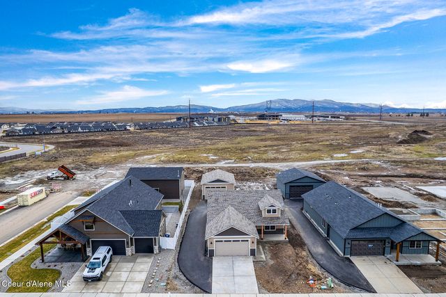 8892 W Swather AVE, Rathdrum, ID 83858