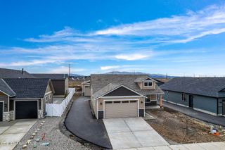 8892 W Swather AVE, Rathdrum, ID 83858