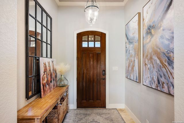 8820 Cavalry Dr, Boerne, TX 78015