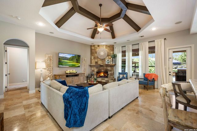 8820 Cavalry Dr, Boerne, TX 78015