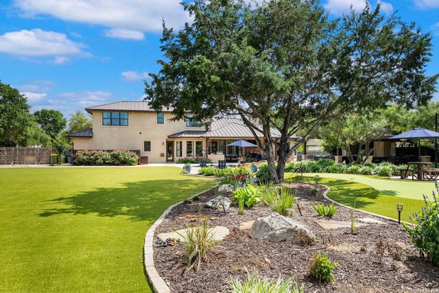 8820 Cavalry Dr, Boerne, TX 78015